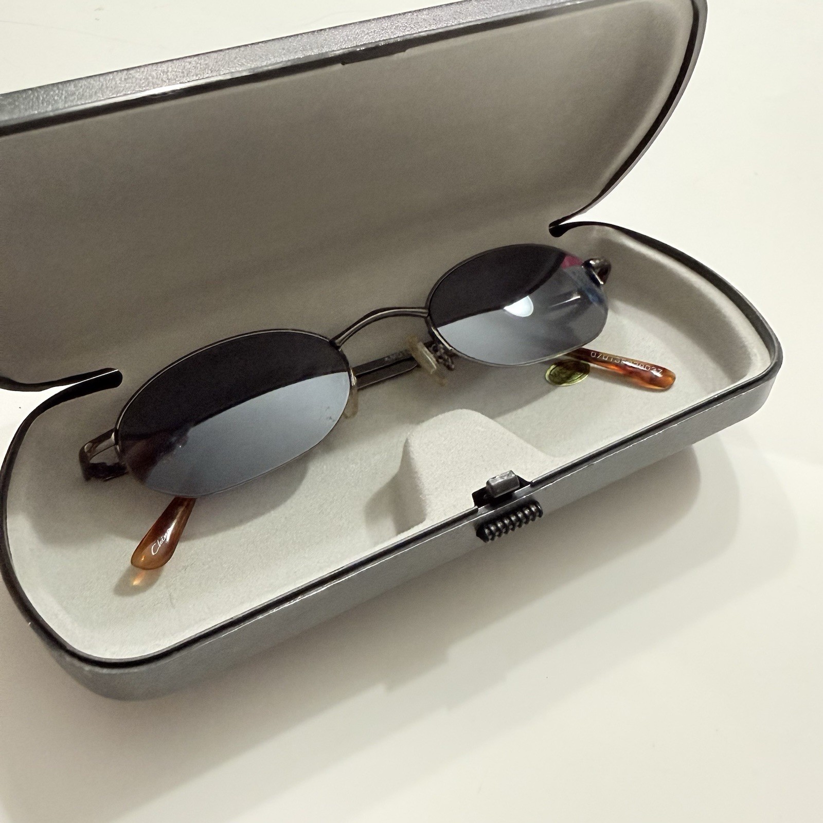 Vintage 90S Frame Sunglasses Tortoise With Case Dark Lenses