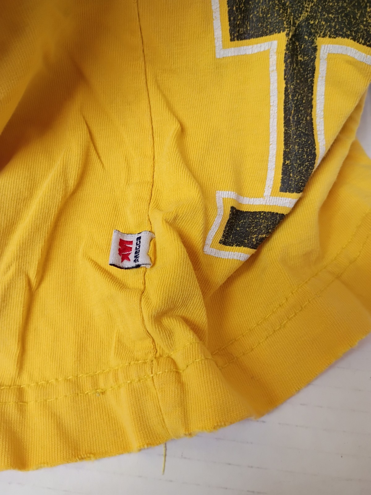 Mecca VTG Men’s XL Yellow Since Day One Graphic Crewneck Short Sleeve T-Shirt