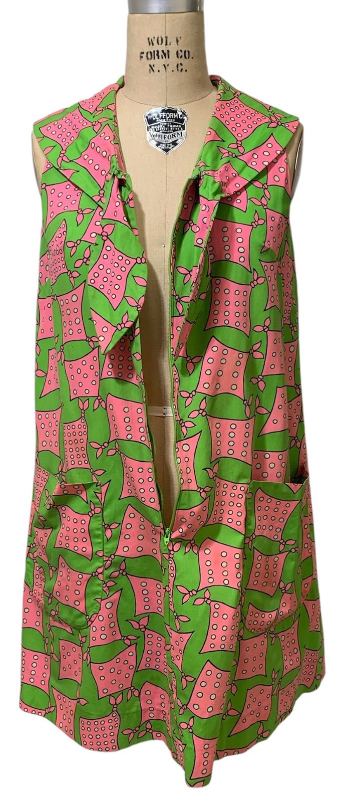 Late 60s/Early 70s Vintage Women’s Scarf Print Miss Bergdorf Trapeze Dress Sz S