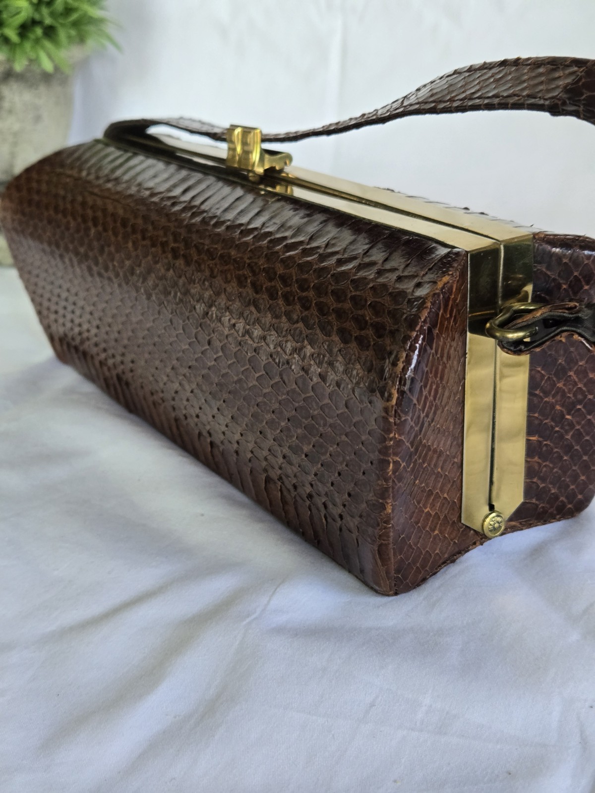 Madwen Reptile Skin Handbag 1940-50s Brass Hardware Clean Lining