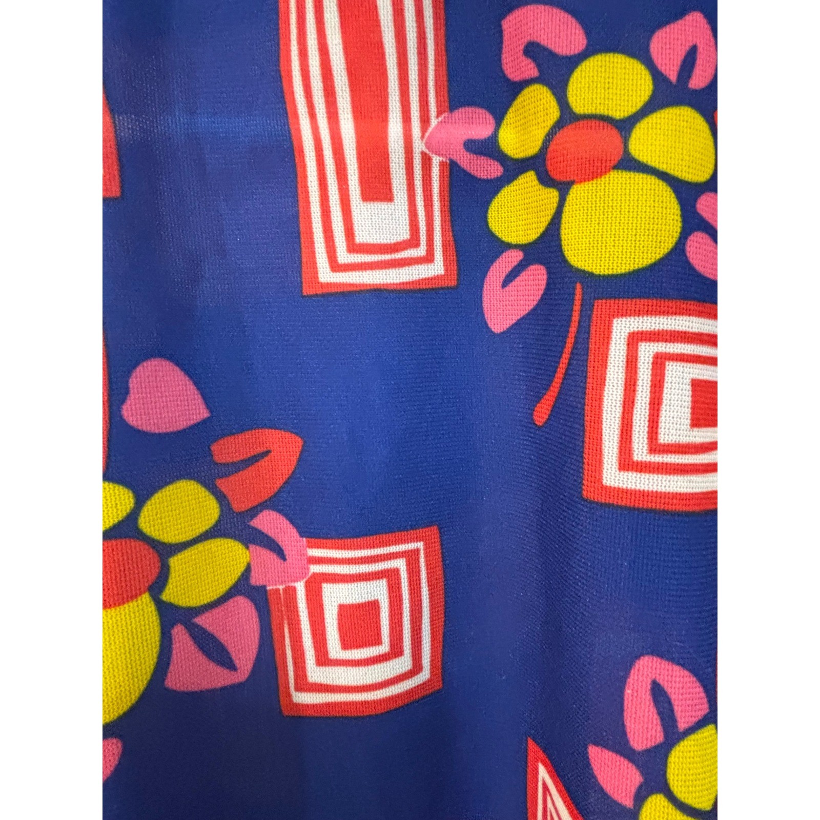 Vintage Fruit of the Loom Gold Tassel Knits 70s Disco Shirt Blue Floral Large