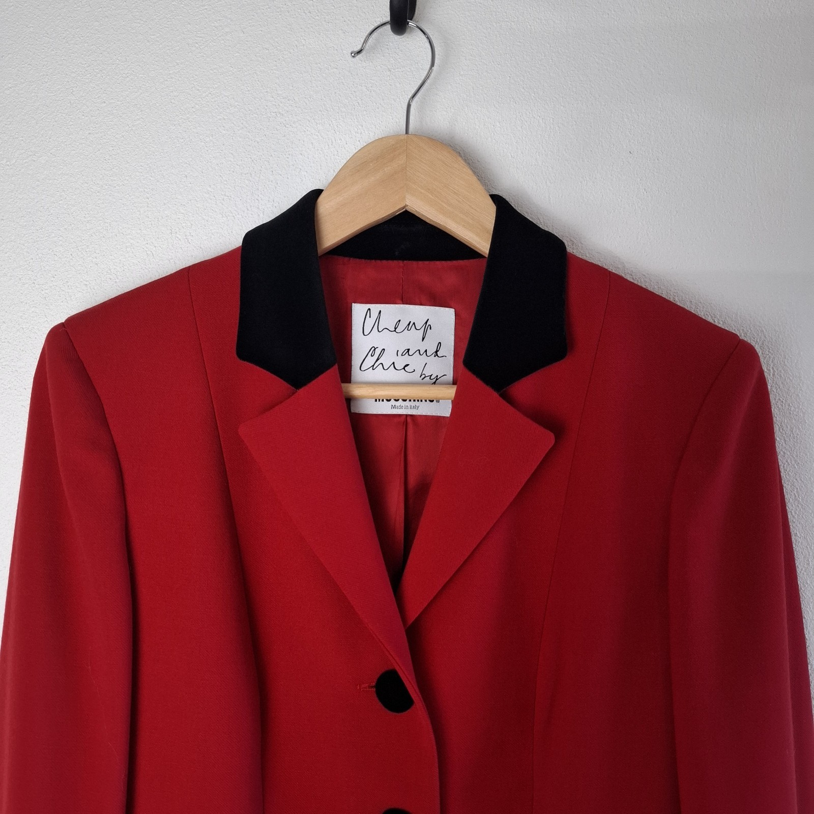 Vintage Moschino Cheap & Chic Red Wool Tuxedo Blazer Black Velvet IT 44 AU 12-14