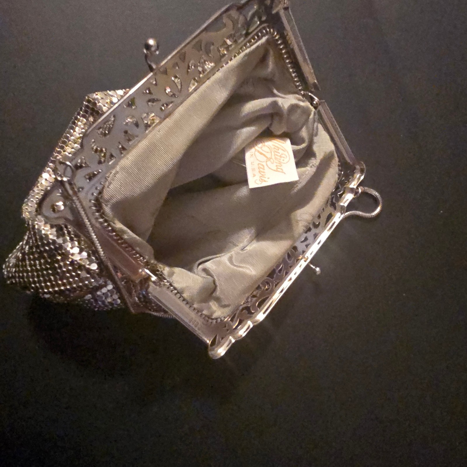 Whiting & Davis Silver Tone Mesh Purse w/Chain Strap & Kiss Lock
