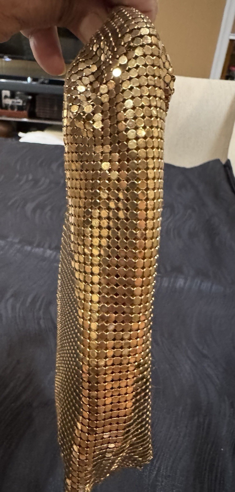 VTG Whiting & Davis Co. Gold Tone Metal Mesh Made USA Zip Top Evening Purse