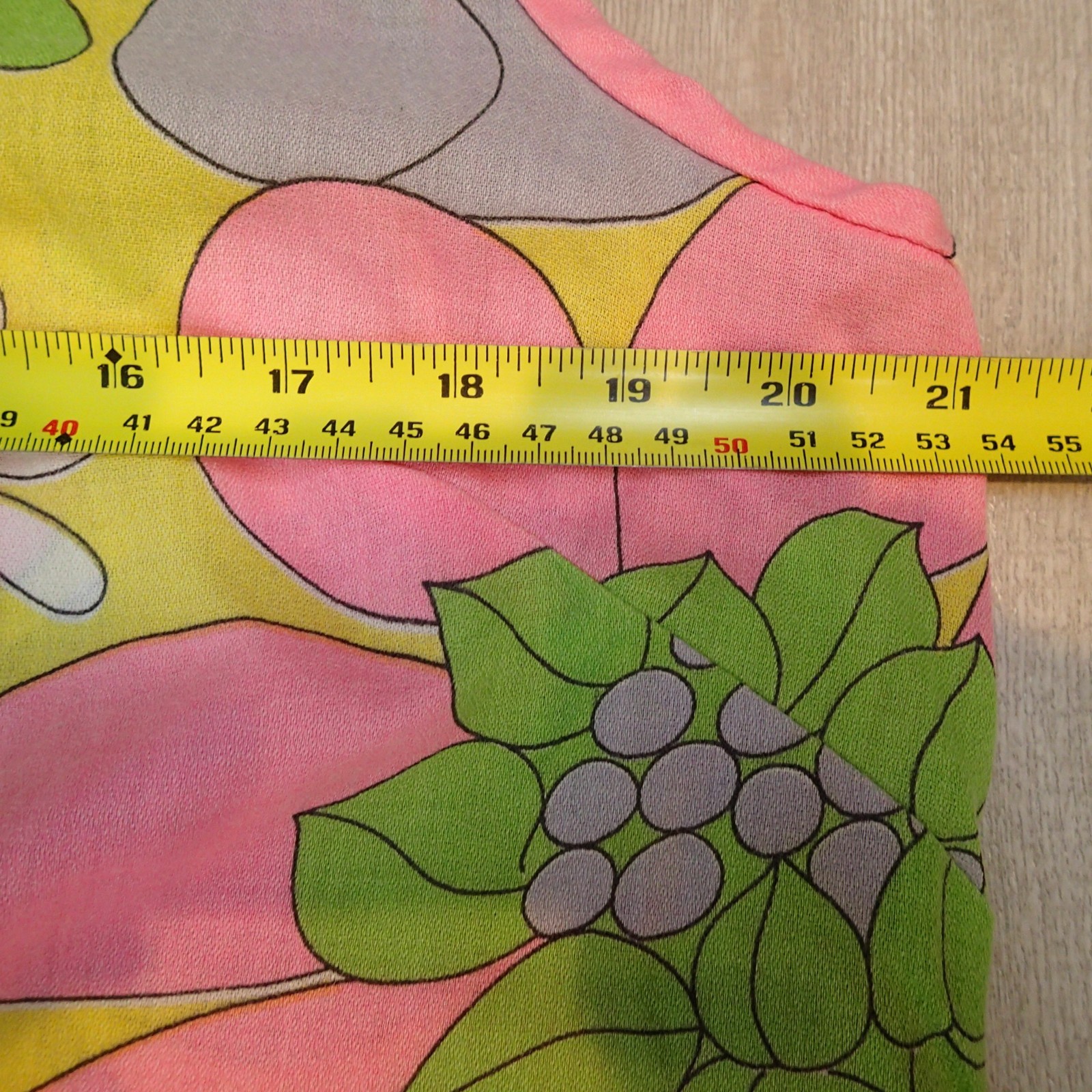 vtg 1960’s Dress Shift Mod Sleeveless Bright Floral yellow Pink green m/l