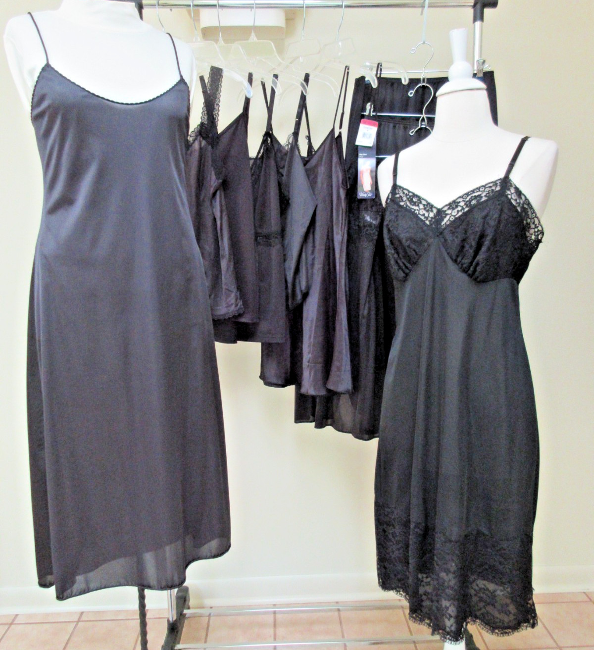 12 Pc *ALL BLACK* Lingerie Camisoles Full Dress & Half Slips Lot Vtg–Modern ab6