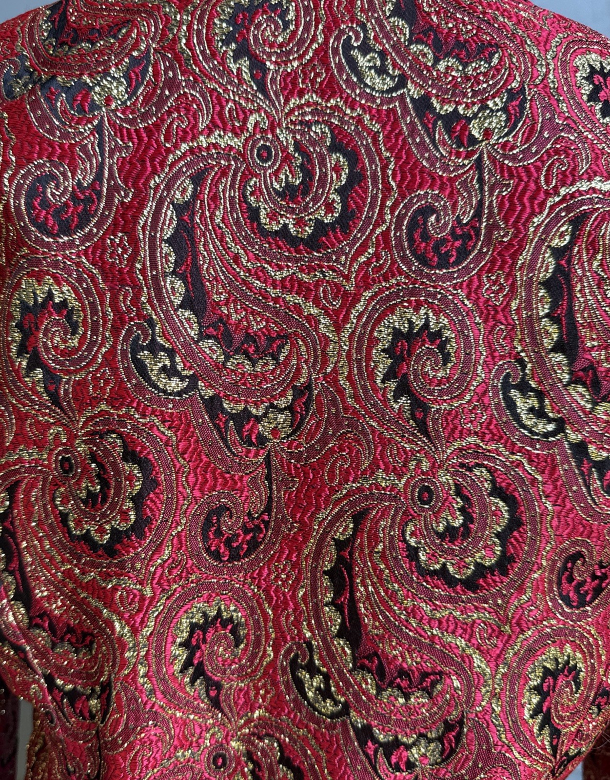 Vintage 70s Red & Gold Paisley Brocade Cropped Jacket- Studio 54, Disco-Size M