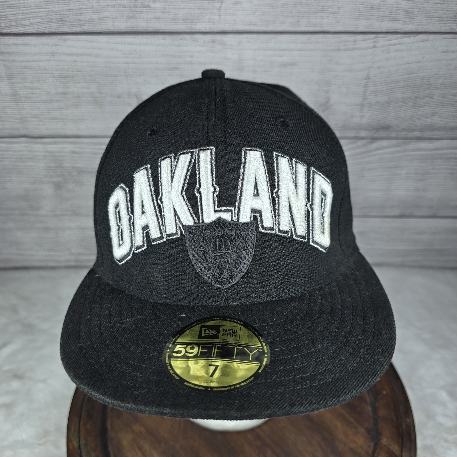 Vintage Oakland Raiders Y2K New Era 59Fifty Big Letters Size 7″ Fitted Cap Hat