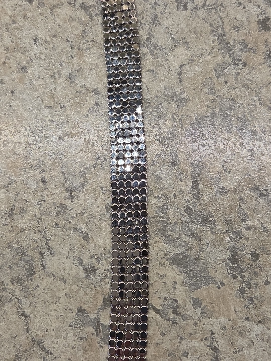 Vintage Whiting & Davis 33″ Silver Tone Mesh Belt Shell/Bow Buckle .5″ Wide
