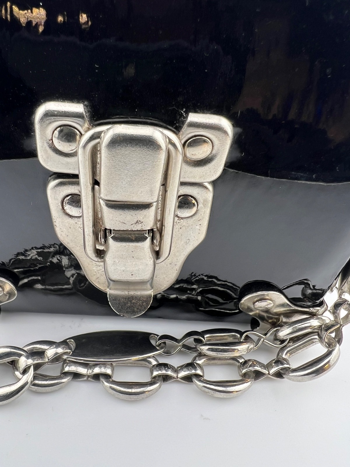 Vtg Hardcase Trunk Bag Black Patent Silver Heavy Chain Locket Heart Purse USA