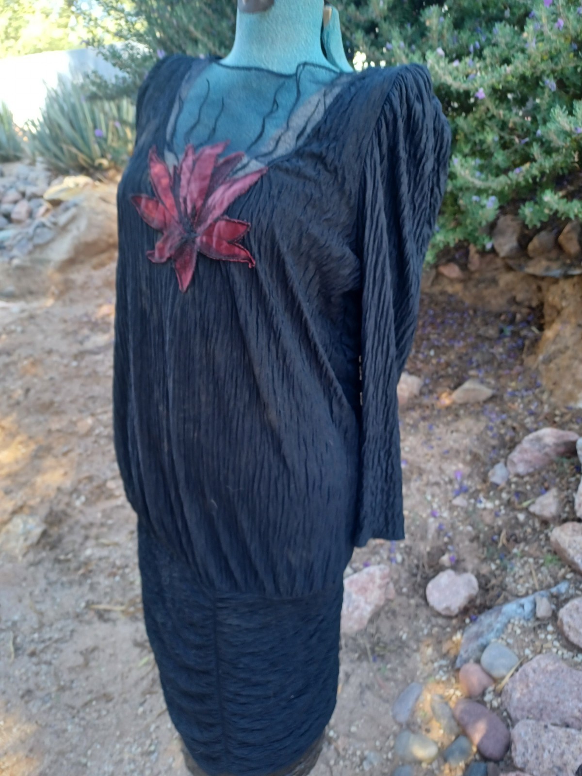 Vintage 70s/80s “New Leaf by Shamir” Black / Red Lotus Witchy Dress