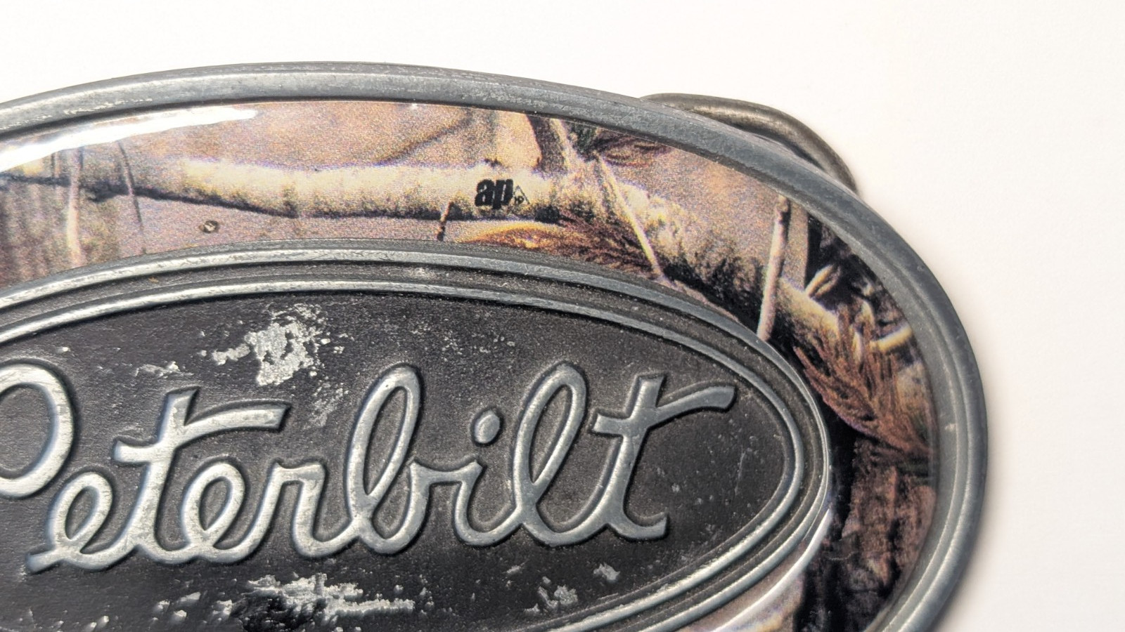 VINTAGE PETERBILT BELT BUCKLE FITS BELT UP TO 1 13/16″ IN WIDTH CAMO