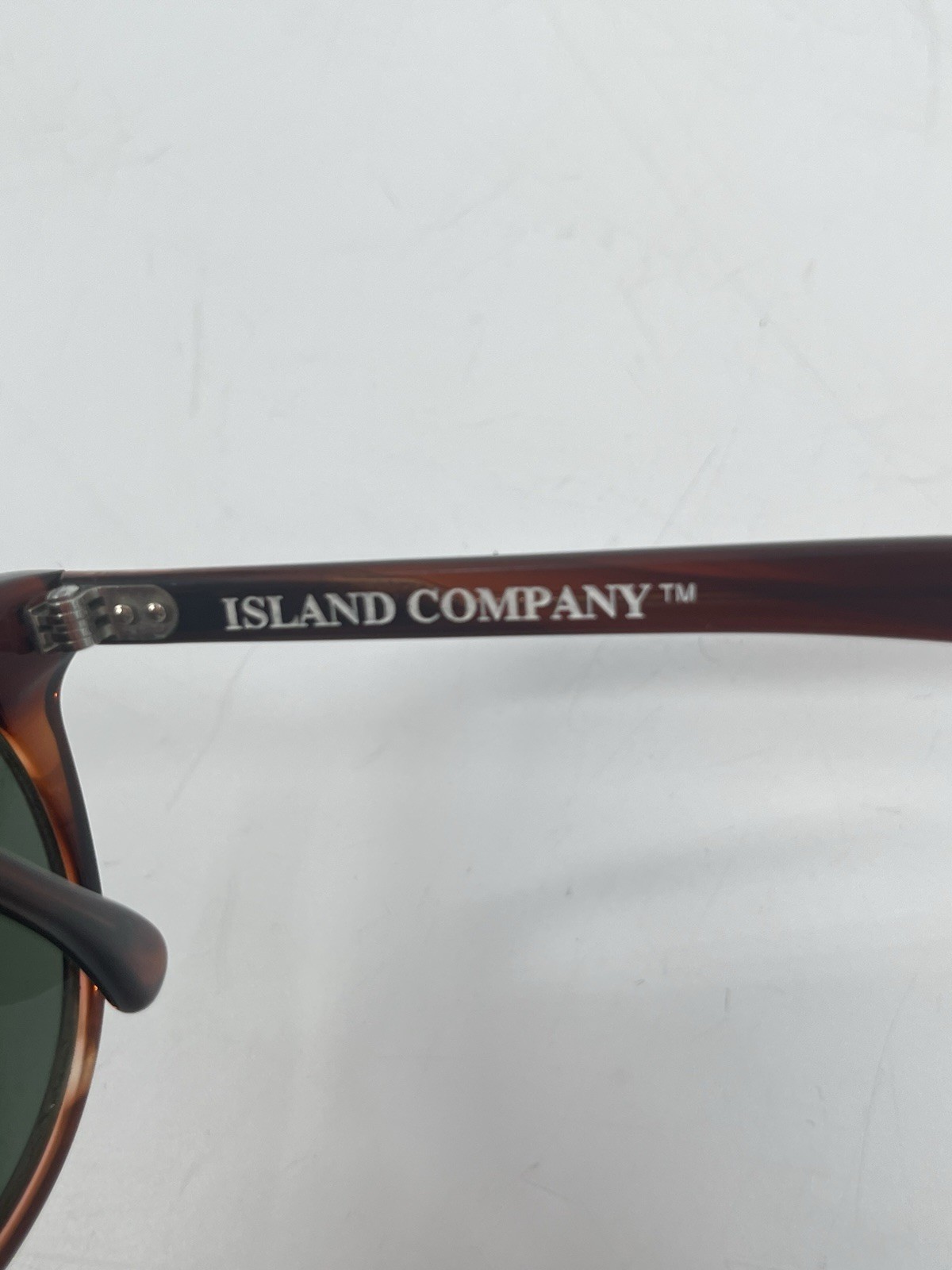 Island Company Amber Tortoise Oval Sunglasses Brown Lens Vintage Style Unisex