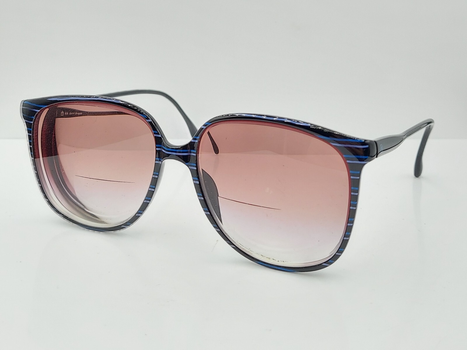 Vintage Terri Brogan 8694 Black Blue Oval Sunglasses Yugoslavia FRAMES ONLY