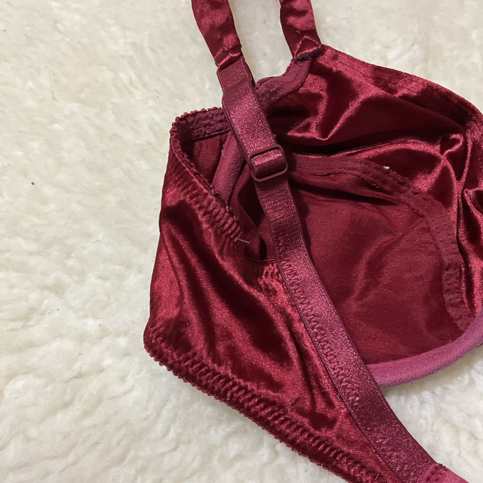 Vintage Victoria’s Secret Second Skin Satin Unlined Full Coverage Bra#961