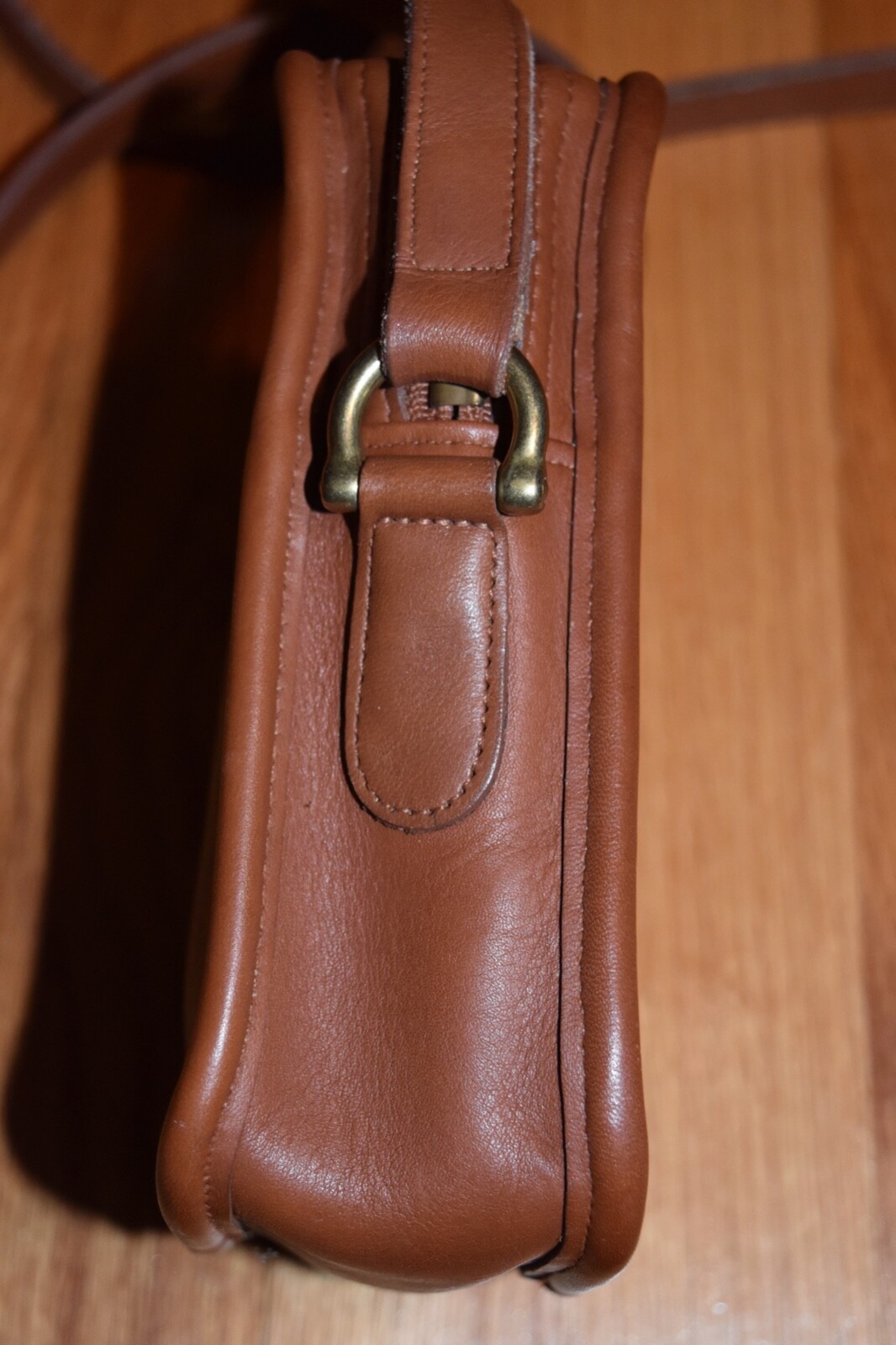 VTG Coach Kit Camera Bag Leather Crossbody Shoulder Purse British Tan Brown USA