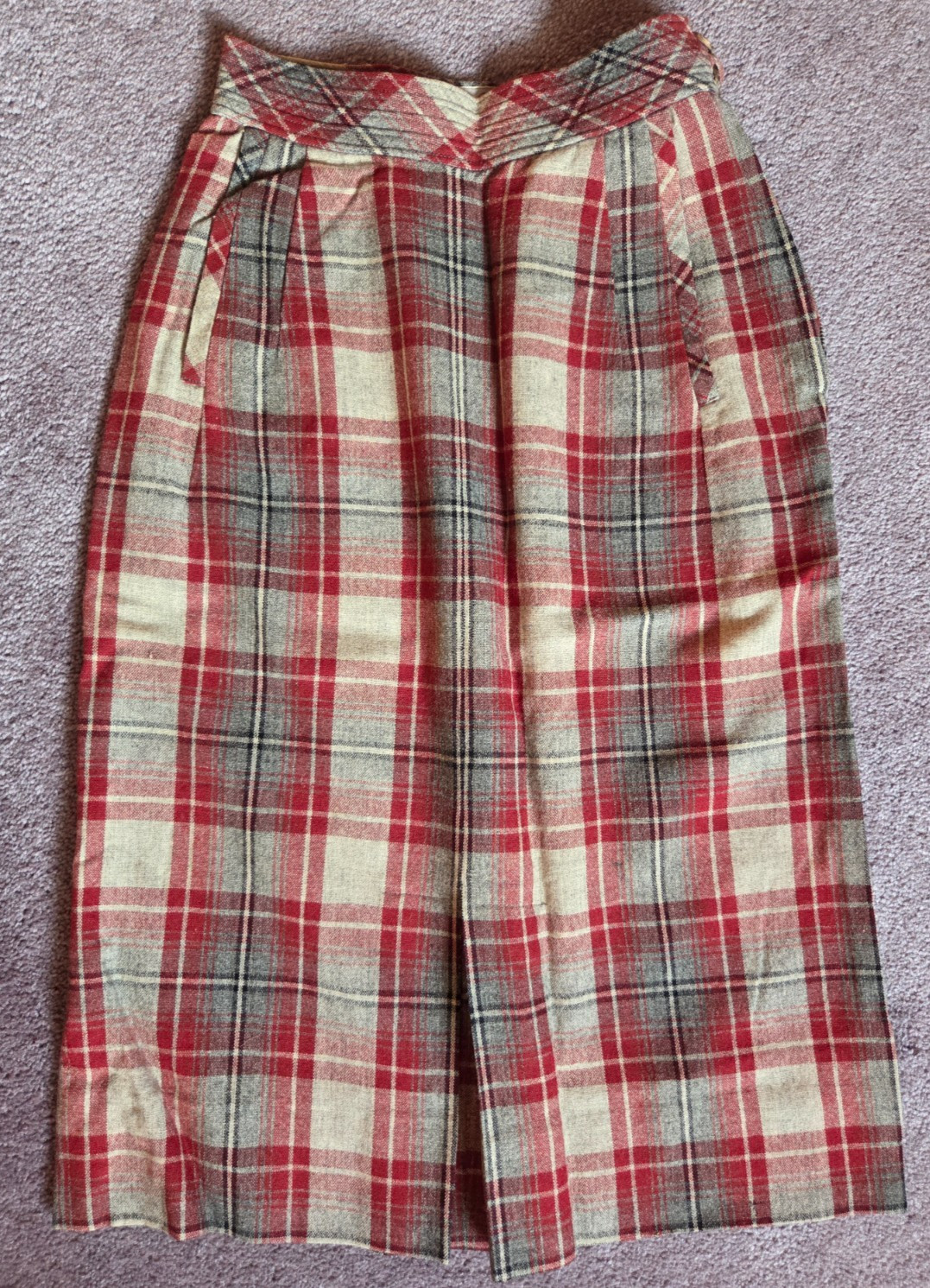 Vintage Woman’s Skirt 100% Wool 1950’s Koret California Red & Gray Plaid