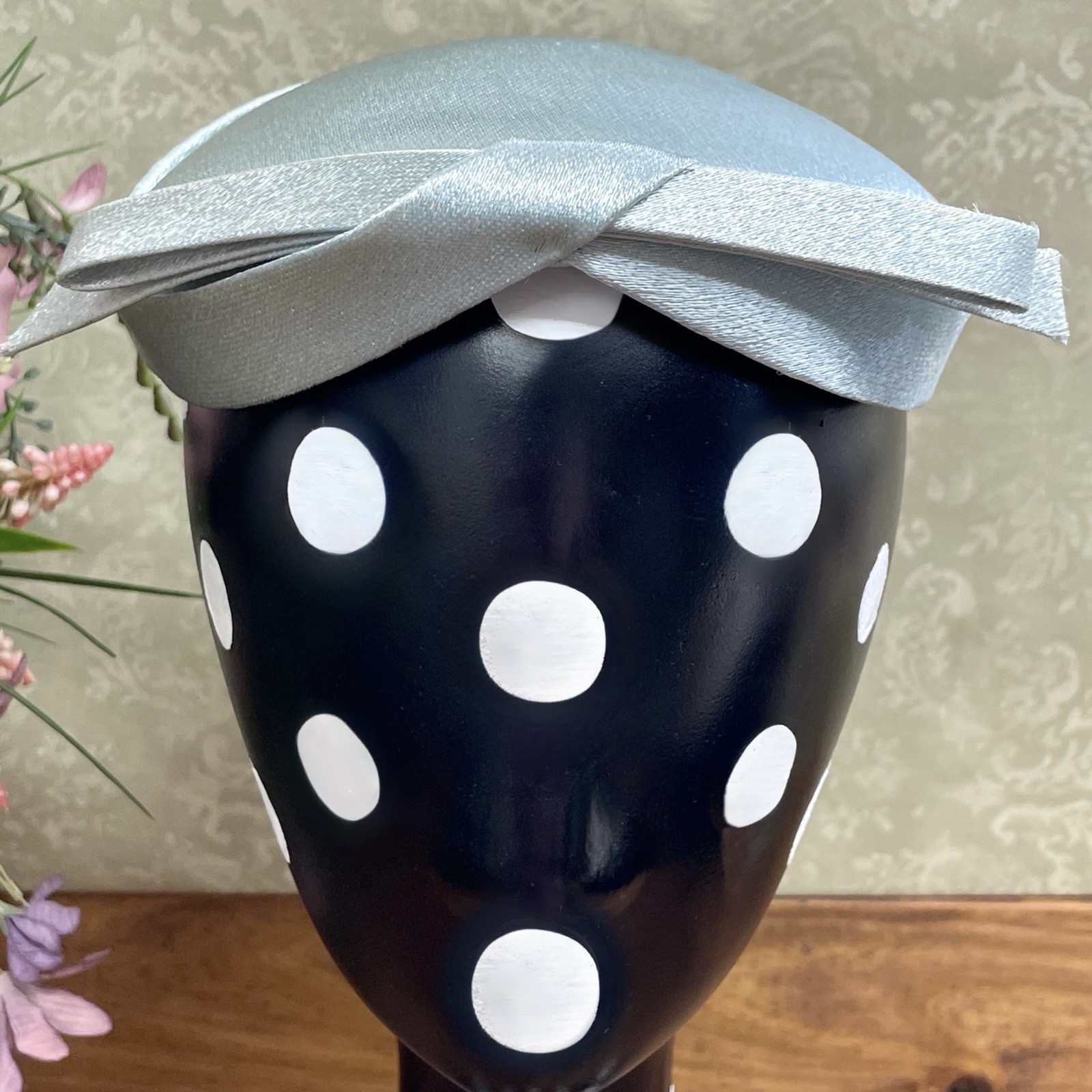 Vintage 1950s Betmar Blue Satin Half Hat Church Cocktail Wedding Calot Cap OS