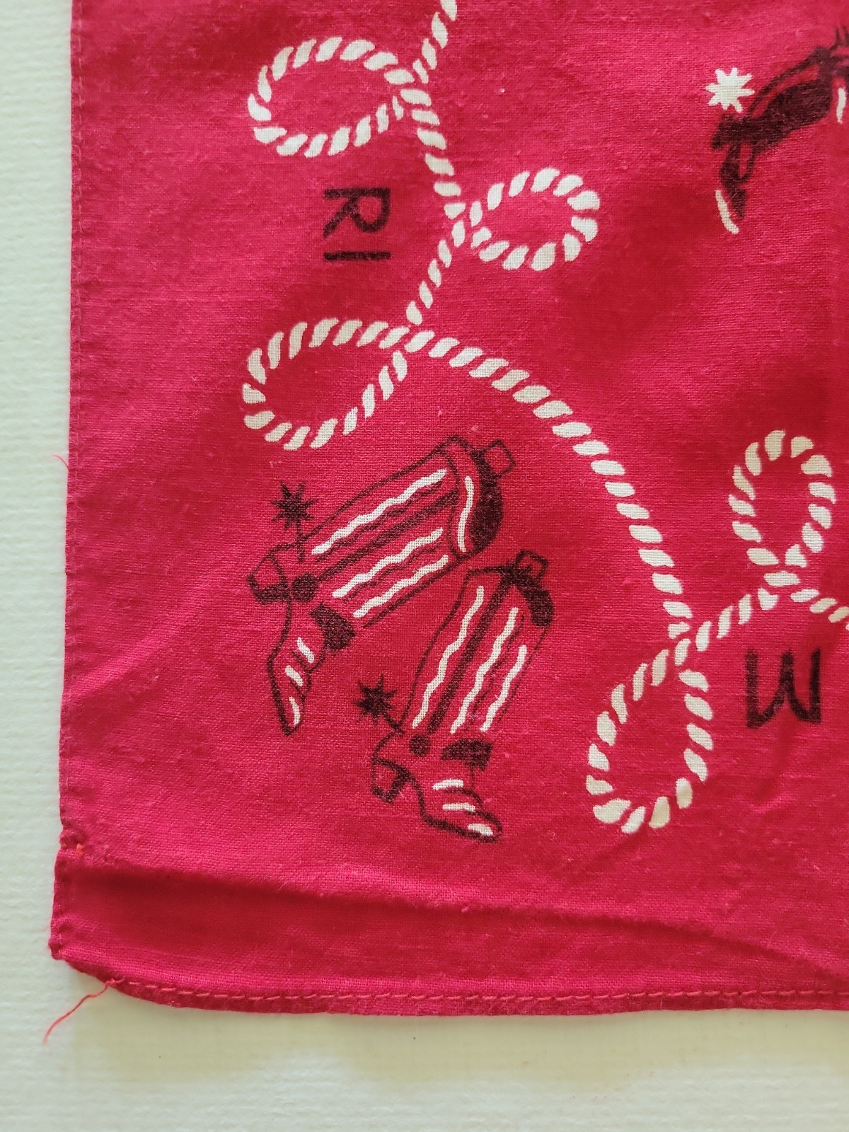 Vintage 50s Swagger Red Scarf Bandana Western Cowboy Lasso Boots Bull Cotton