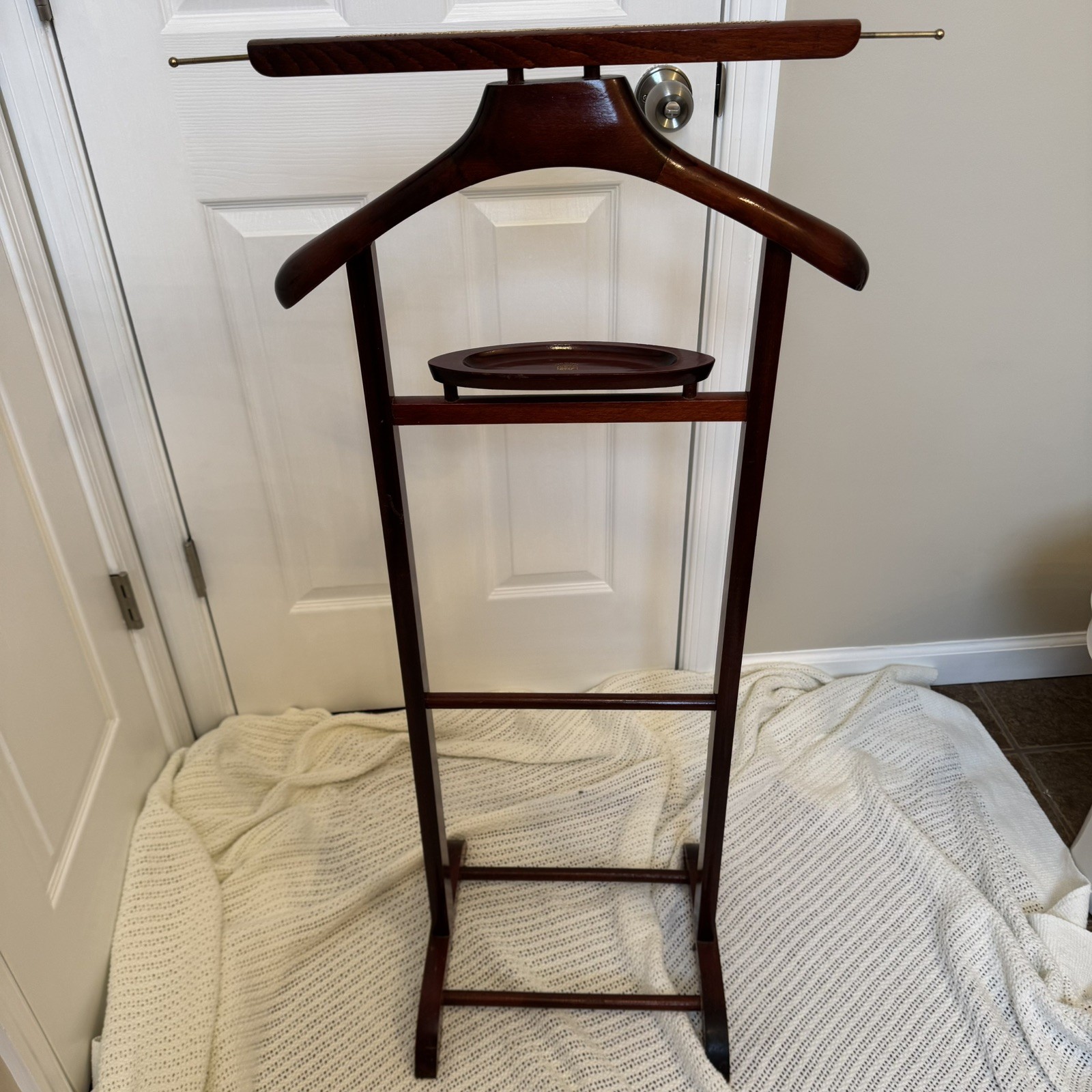 Vintage SPQR Made in Italy Wood Valet Butler Stand Cufflink Tray w/ Casters Rare