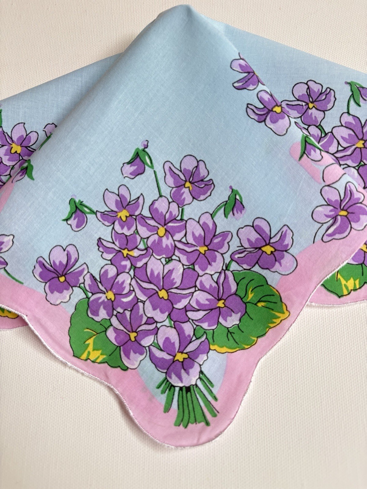Beautiful New LuRay VIOLET Bouquet Handkerchief Hankie With Lovely Pink Border