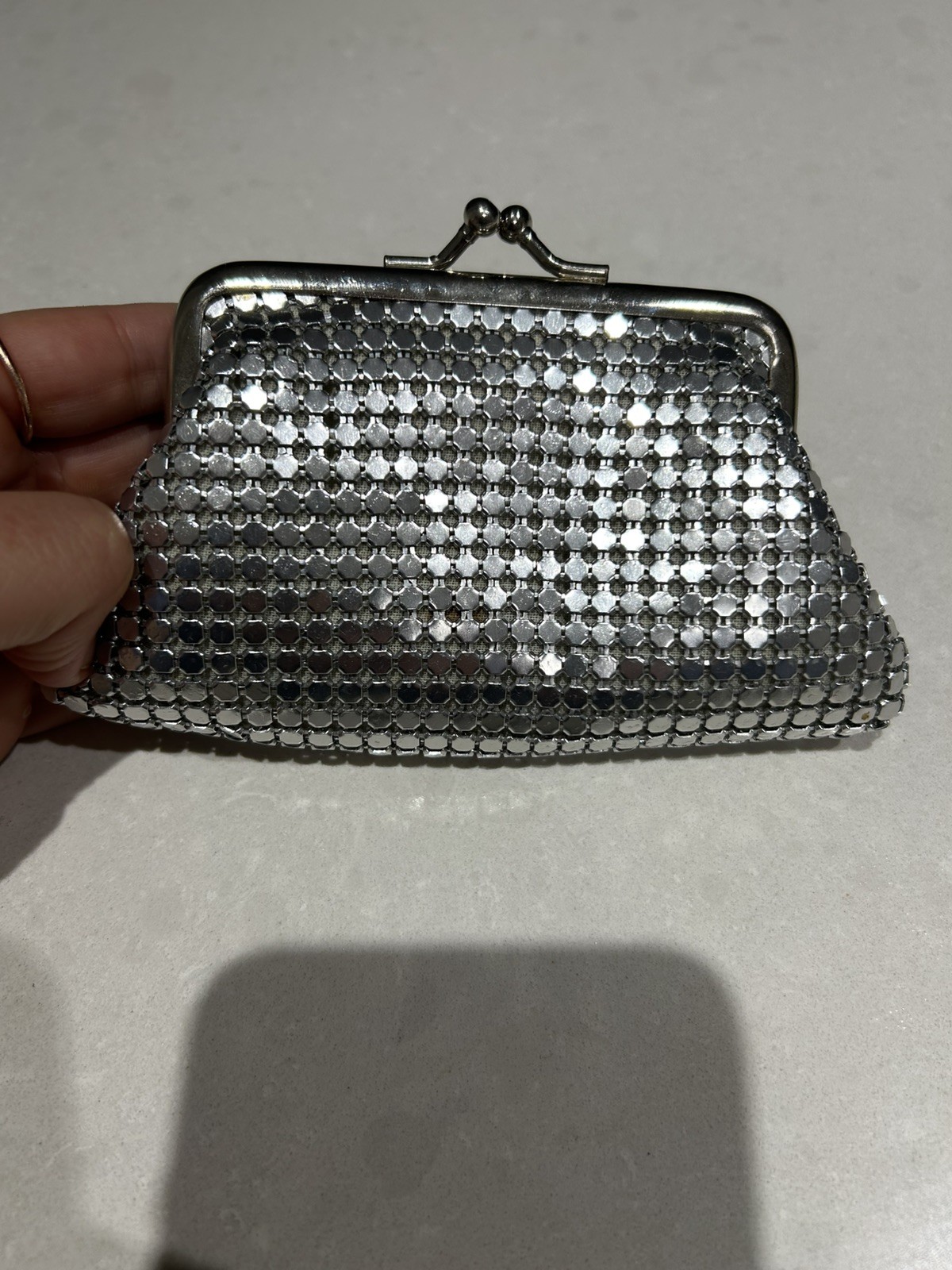 Vintage Suzy Smith metal silver glomesh decorative chainmail purse