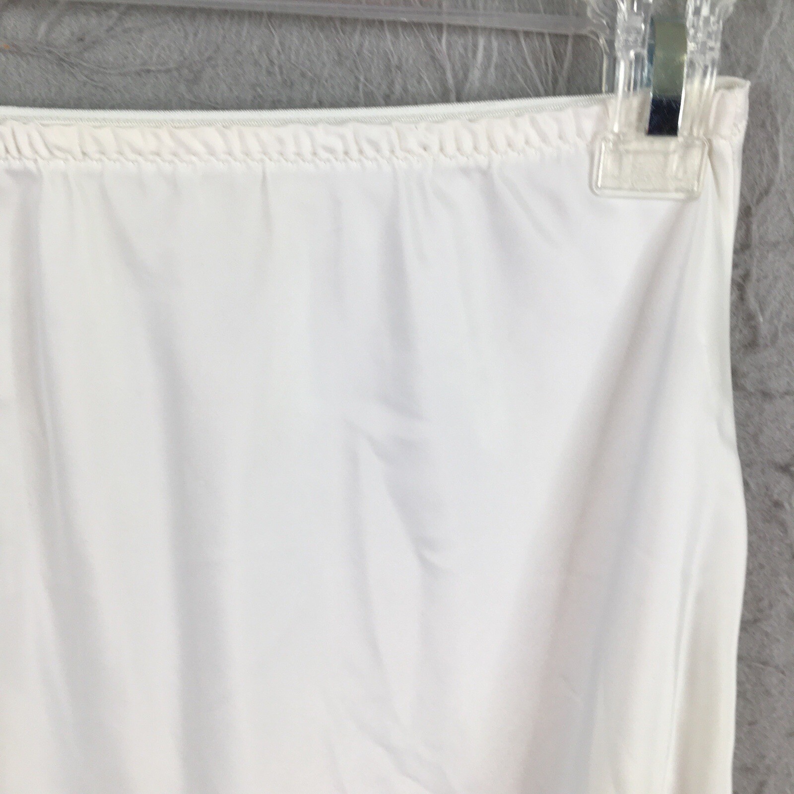 Vintage Wonder Maid Slip Skirt Womens Small White Nylon Non Cling Lace Trim USA