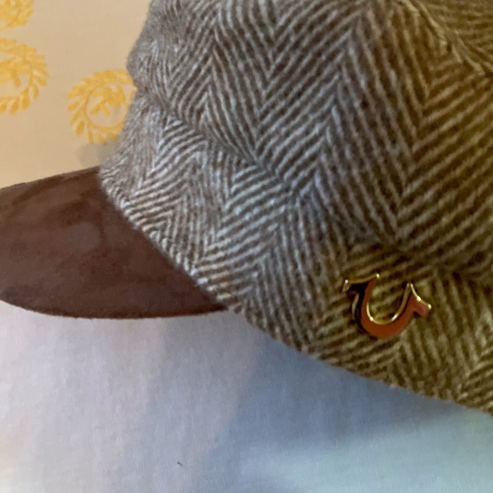 True Religion Herringbone Newsboy Cap Hat Brown M/L Unisex Adults