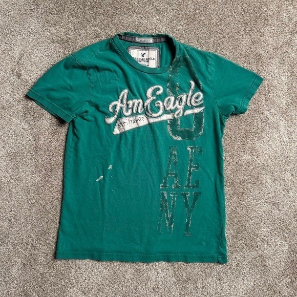 GREEN AMERICAN EAGLE “VINTAGE FIT” PATCHWORK TEE