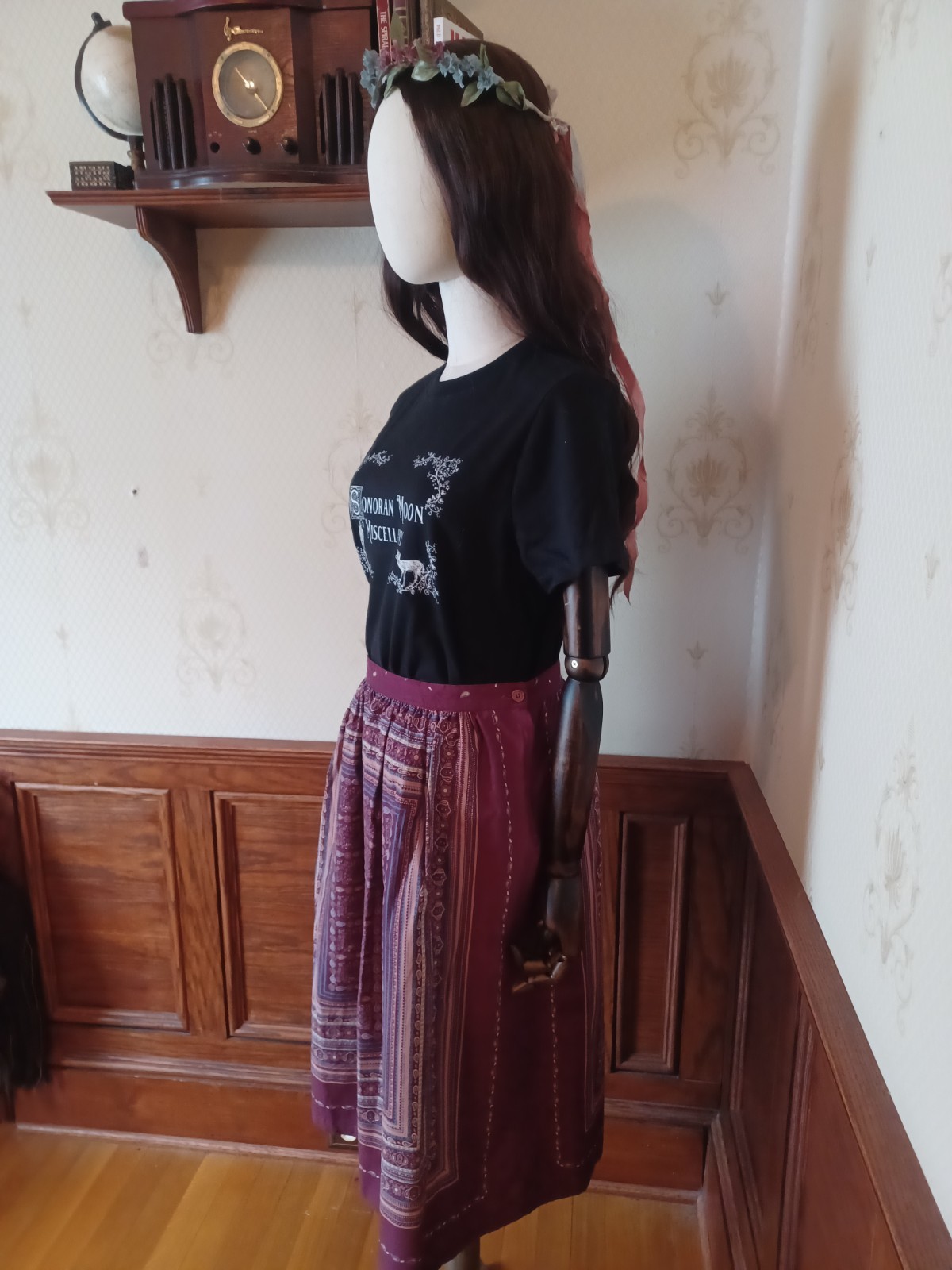 Vintage 1970s Tomboy Lesport Burgundy Paisley Boho Cottagecore Midi Skirt