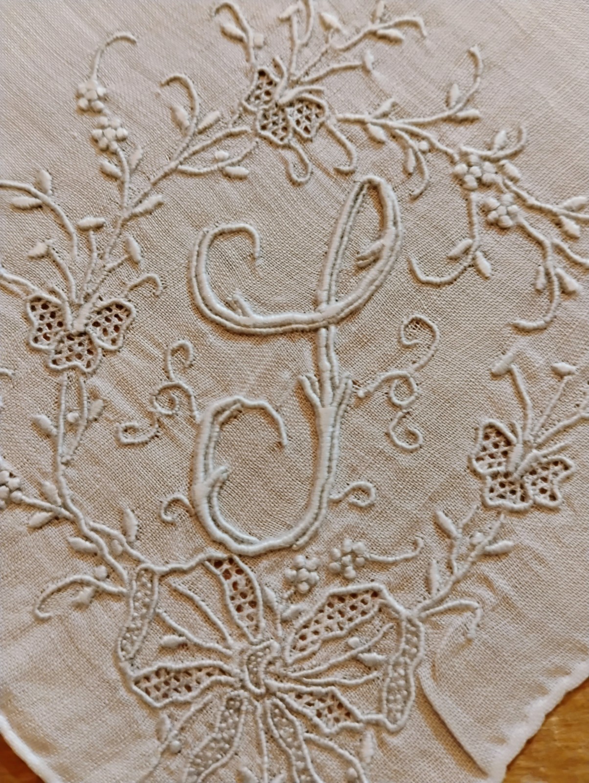 Vgt S Monogram Gray Embroidery White Cotton Hankie Handkerchief
