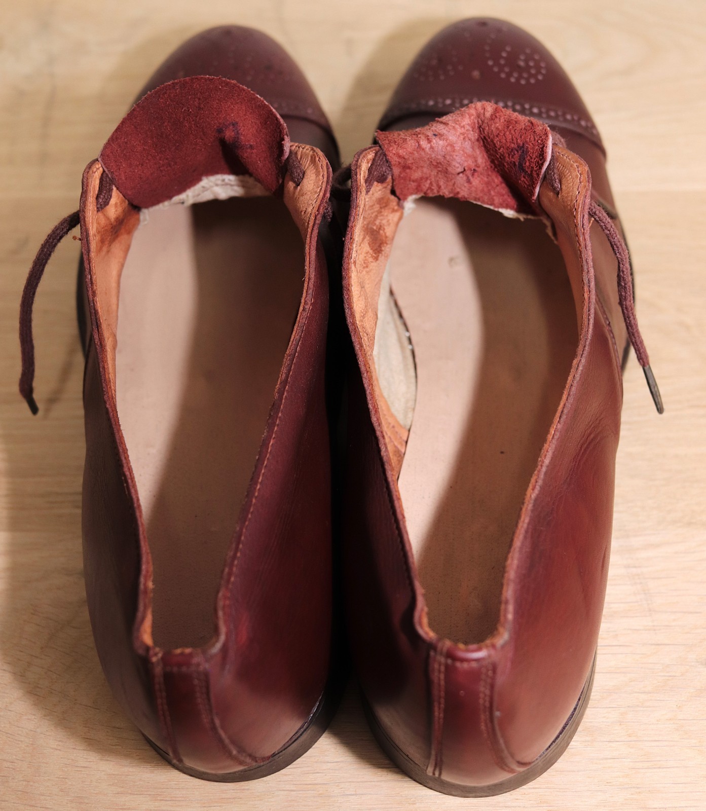NOS 1940s New French Burgundy Leather Men’s Derby Shoes 41FR 8US Made in France