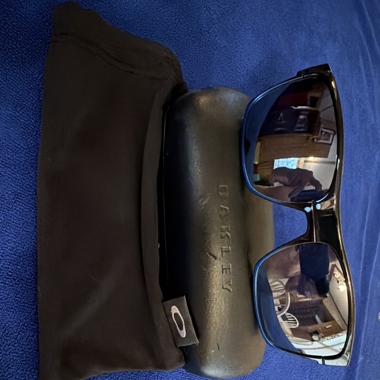 Oakley Twoface Wrap Sunglasses Black Plastic Frame Blue Lenses Case & Pouch