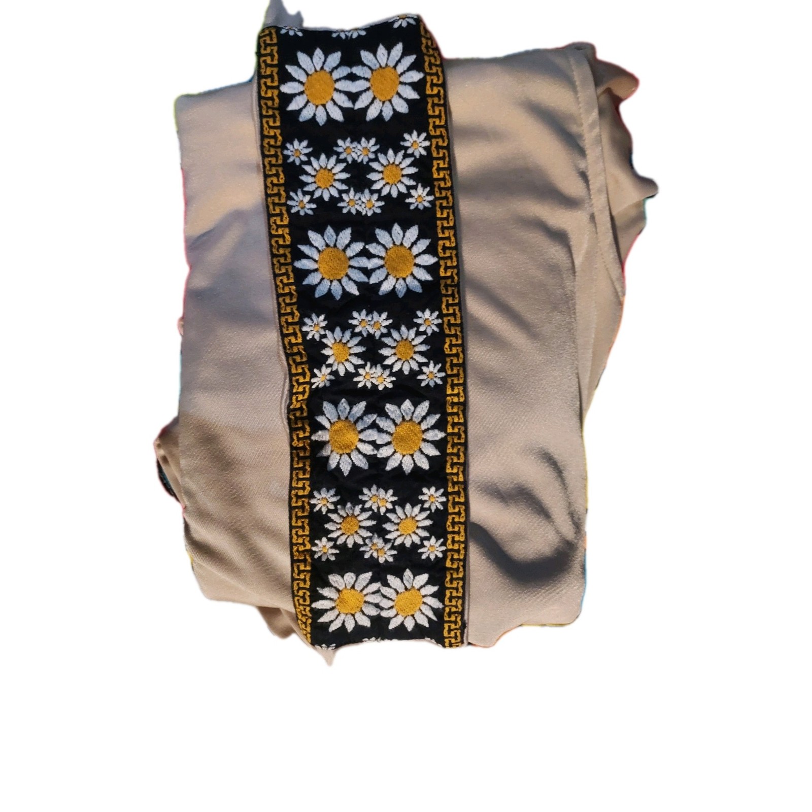 Vintage Beige,batwing Sleeve, Polyester, Flowered Emblelished Detailed With Belt