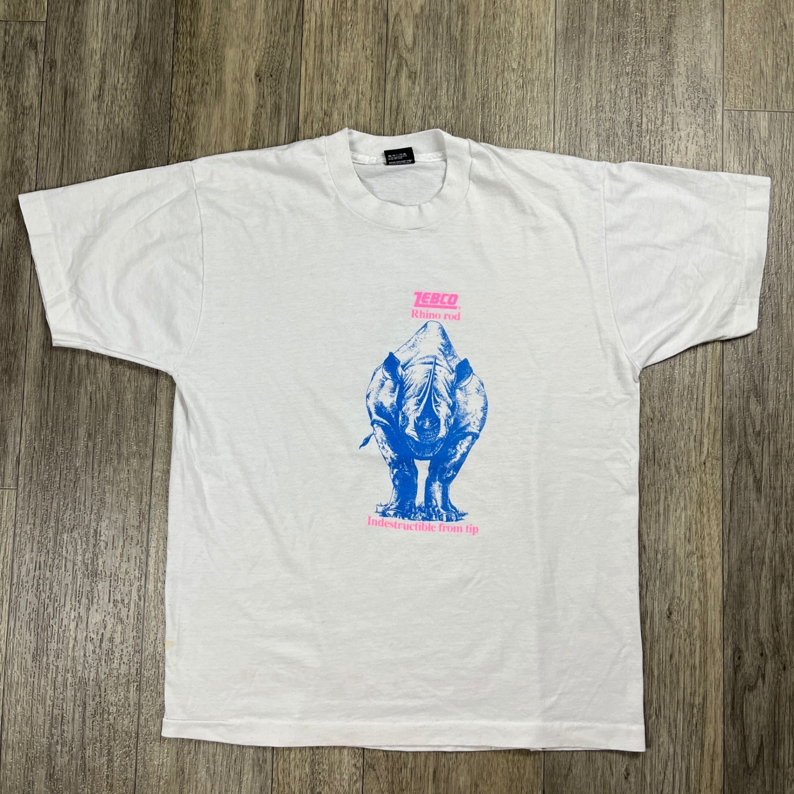 Vintage Zebco Rhino Rod T Shirt XL White Screen Stars Fishing Promo Americana