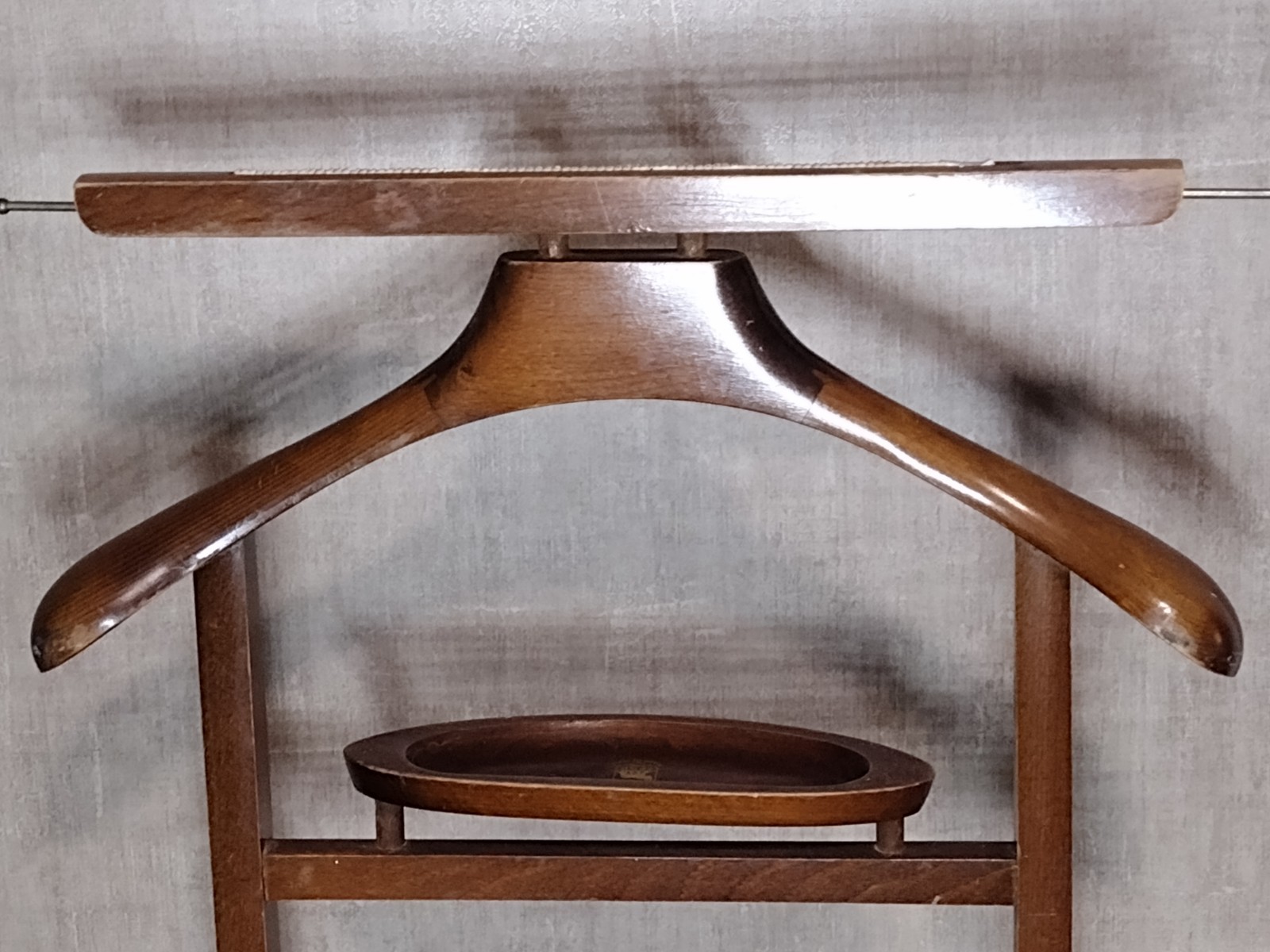 Vintage SPQR Made in Italy Wood Valet Butler Stand Brown Color 42″ Tall