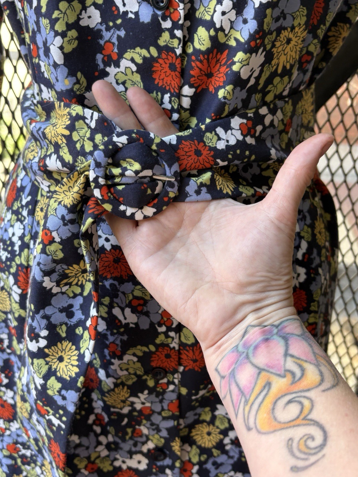 Vintage Volup Plus Handmade 1960s Floral Shirtdress with Matching Fabric Belt!