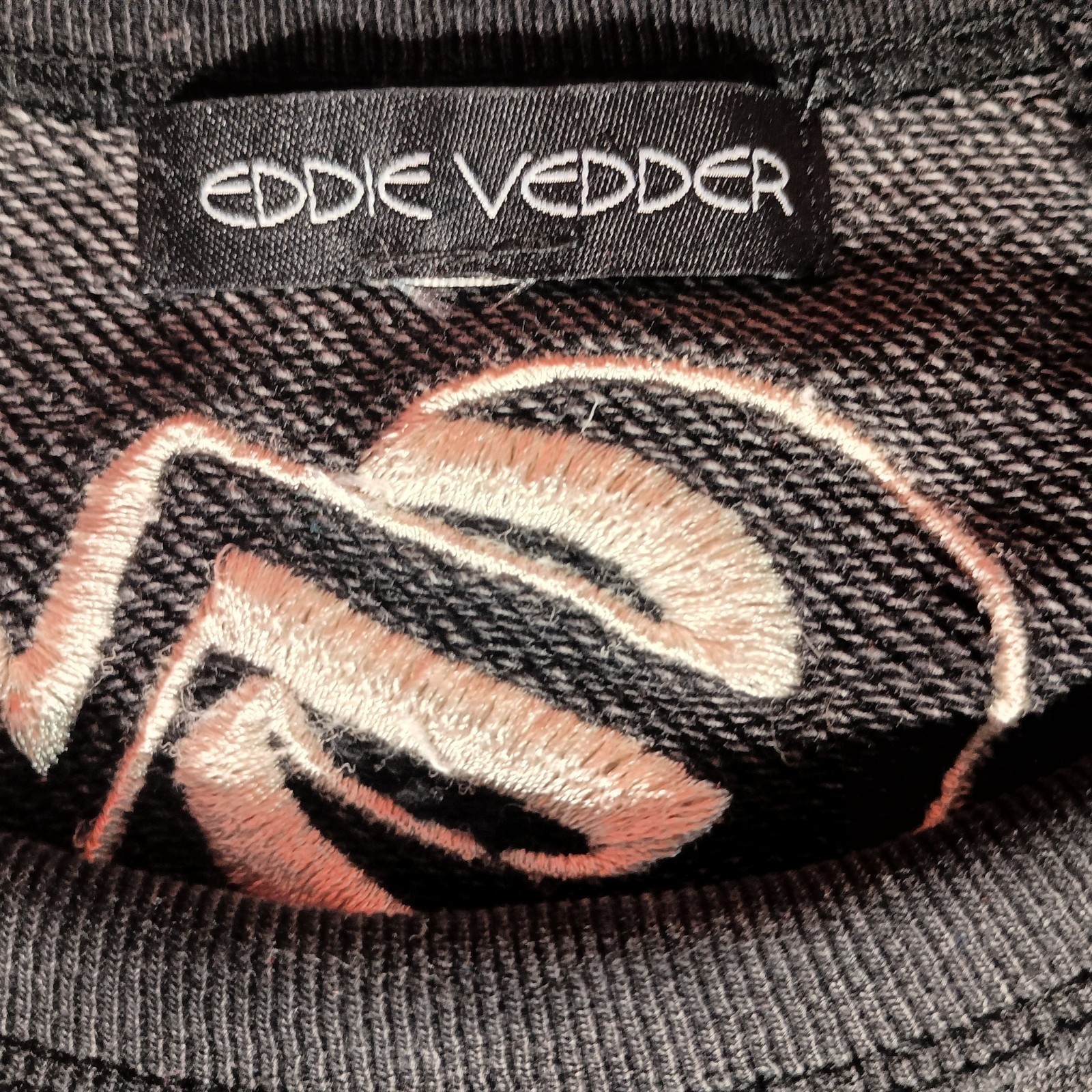 Eddie Vedder Sweatshirt L Mens Black Graphic Tee Large Crew Neck Charcoal