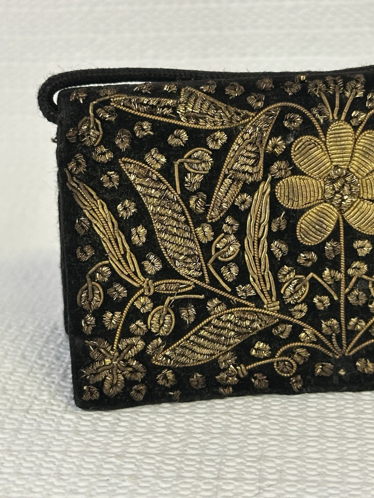 Vintage 1970s Zardozi Gold Thread Black Velvet Clutch Floral EUC Made In India