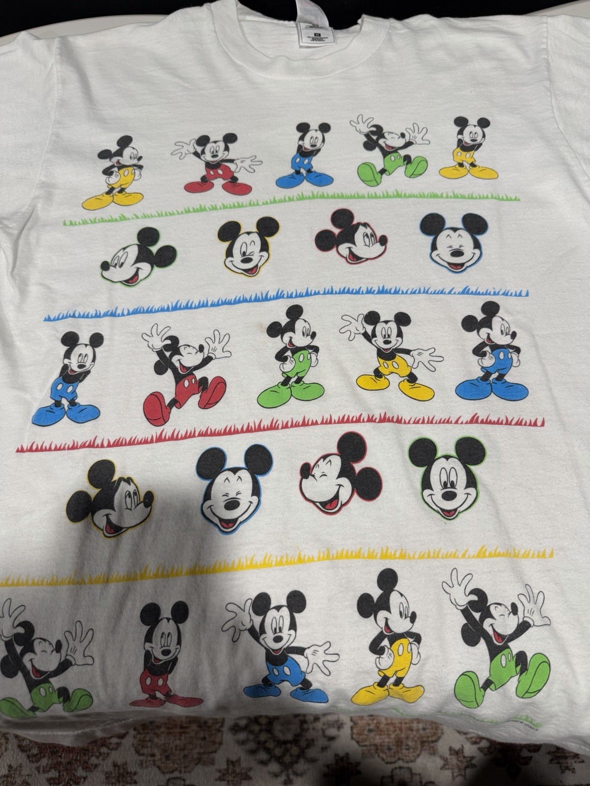 1990s Vintage Disney Mickey Mouse Single Stitch Cartoon Tee M