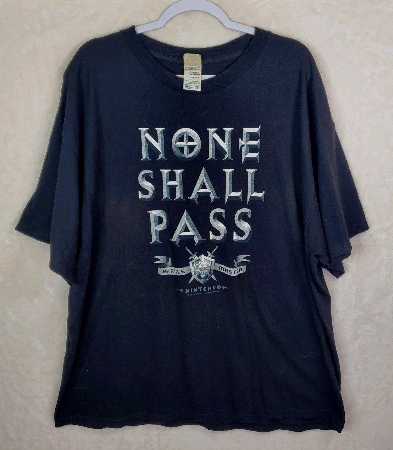 Vtg 2005 Legend Of Zelda None Shall Pass Hyrule Official Nintendo T Shirt Sz 2XL