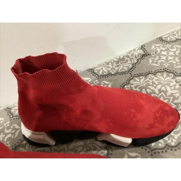 Balenciaga New Recycled Speed 2.0 Low-Top Sneakers in Red/White/Black 40