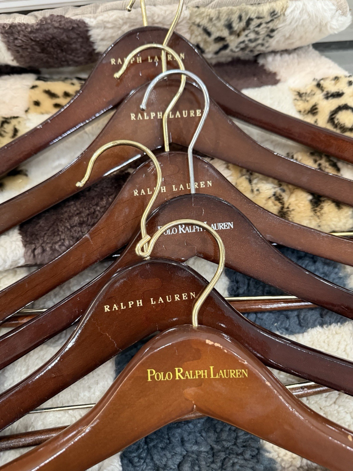 VINTAGE COLLECTION OF RALPH LAUREN WOODEN HANGER S USED SET OF 15.