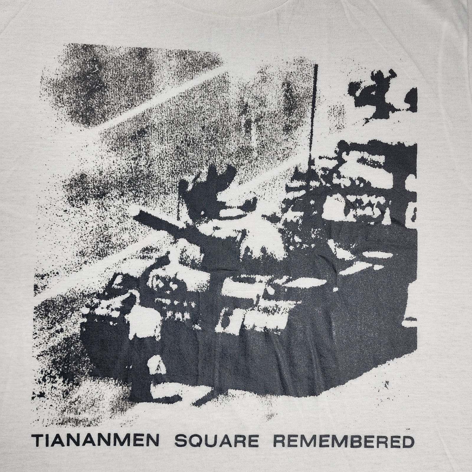 Vintage T-Shirt Large Tiananmen Square Tank Man June 1989 China Single Stitch