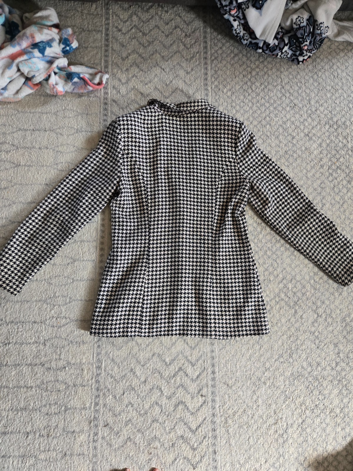 VTG Long Elegant Legs Houndstooth Blazer 14T Tall Wool Blend Made in USA 90s