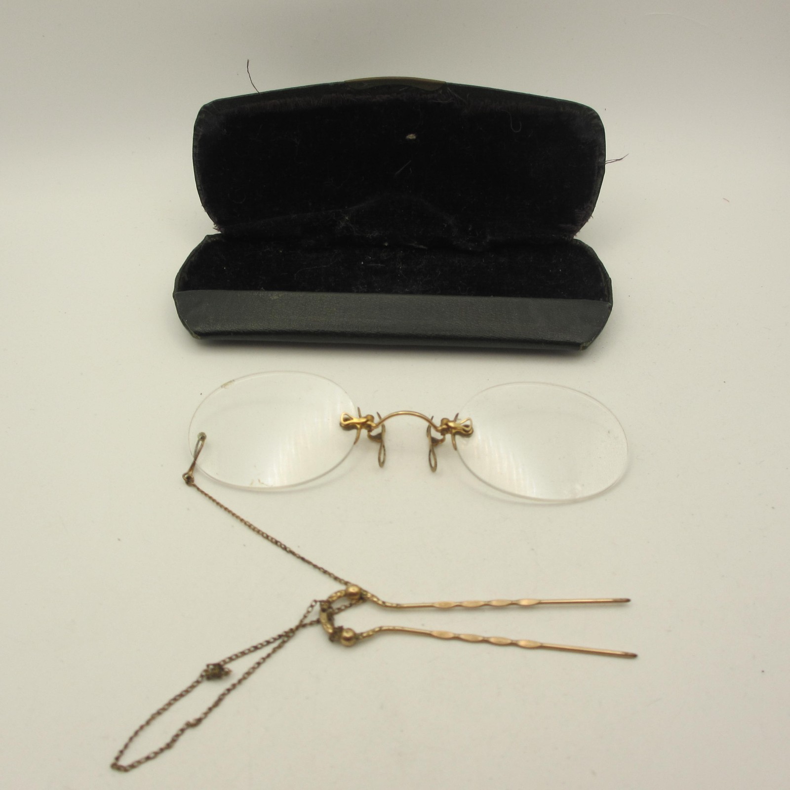 Vintage Pince Nez Eyeglasses Rimless Chain Hairpin Gold Tone Original Case CHIPS