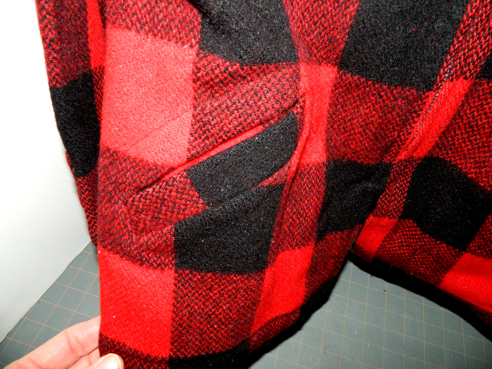 Vintage 1960s 5 Brother Wool Buffalo Plaid Hunting Jacket Red/Black VERY NICE