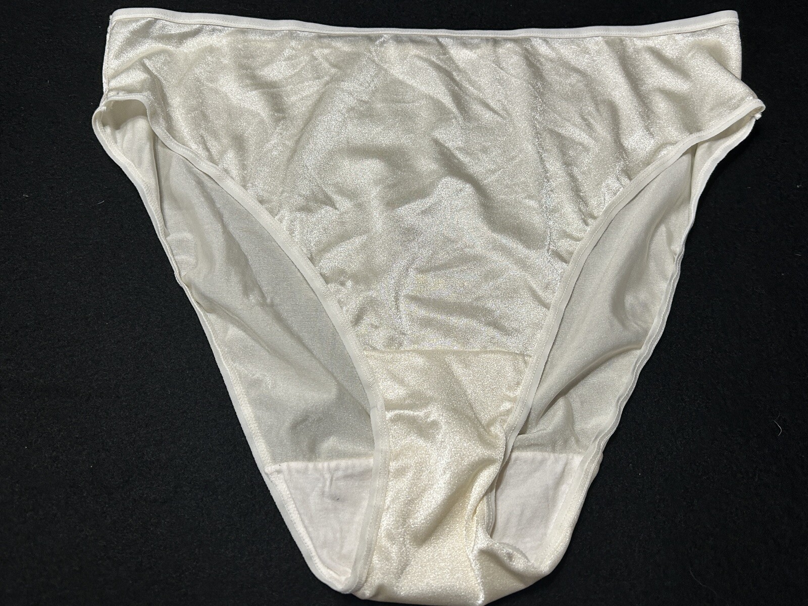 Vtg CACIQUE Second Skin Satin Glossy Hi-Cut 18/20 Ivory Shimmer Panties #194