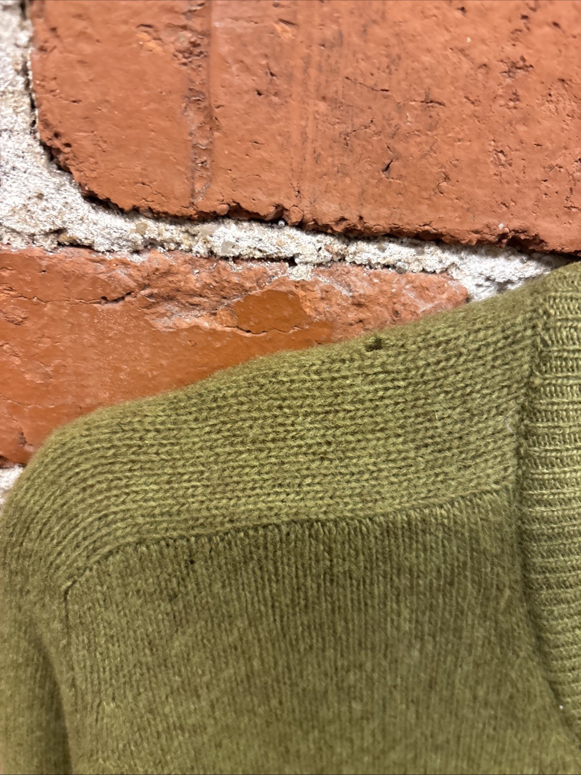 Vintage 60s Saxony Cashmere Lambswool Sweater L Green V-Neck Grunge