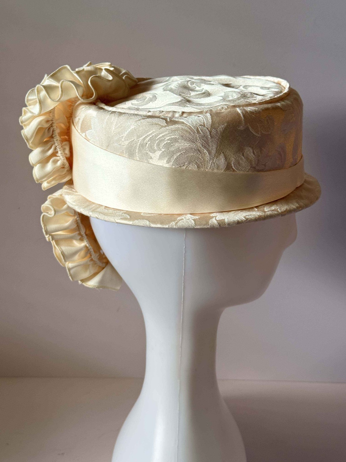 Vintage Ivory Pillbox Hat, Brocade Bridal Hat, Satin Cocktail Hat, Wedding Hat,